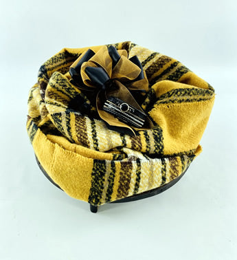 Customize - Black & Gold Diva